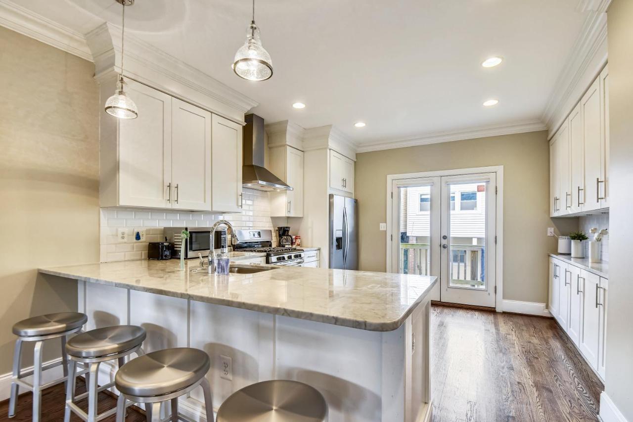 Edgewood Guesthouse Apartment Unit Washington Bagian luar foto