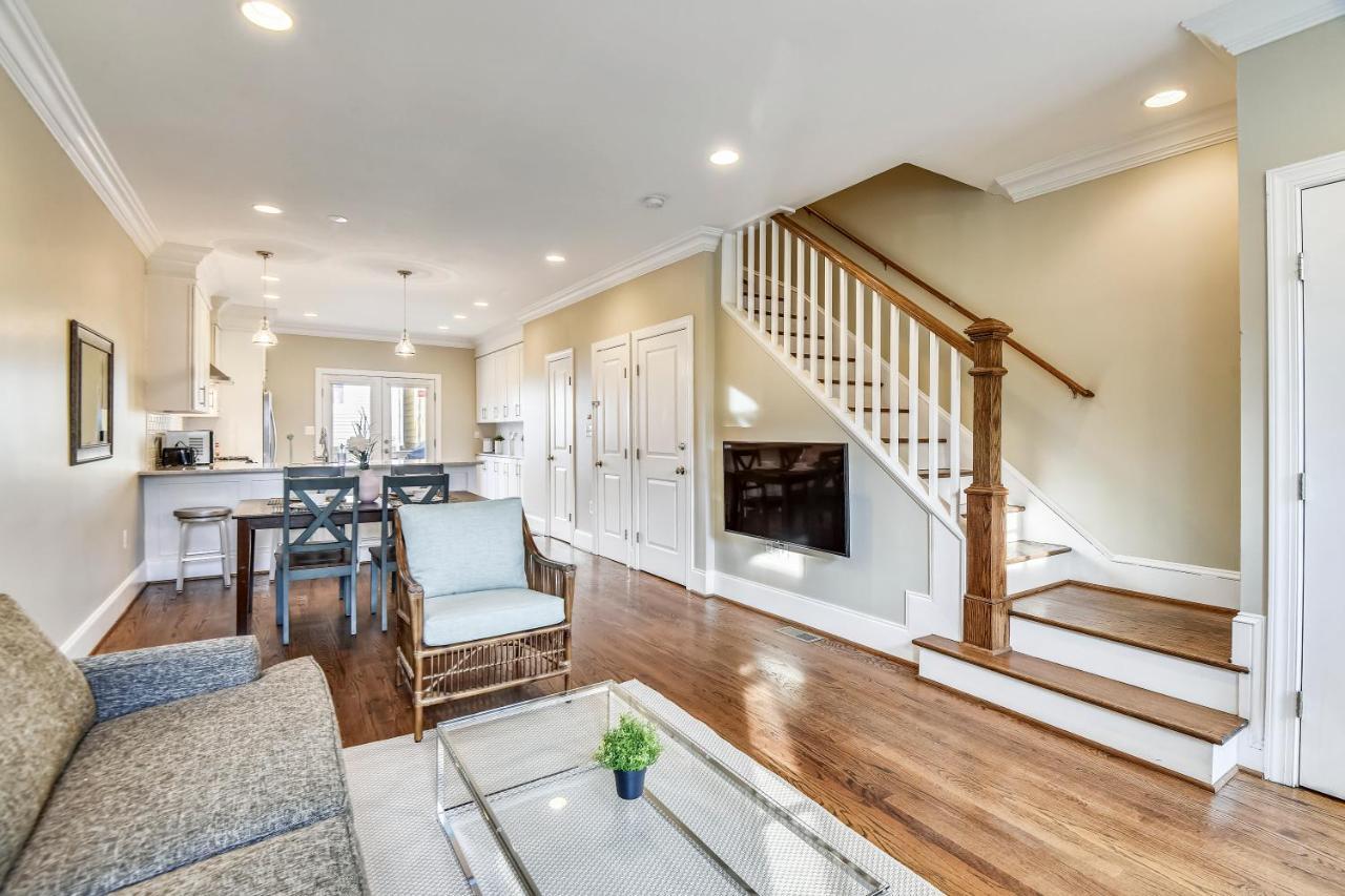 Edgewood Guesthouse Apartment Unit Washington Bagian luar foto
