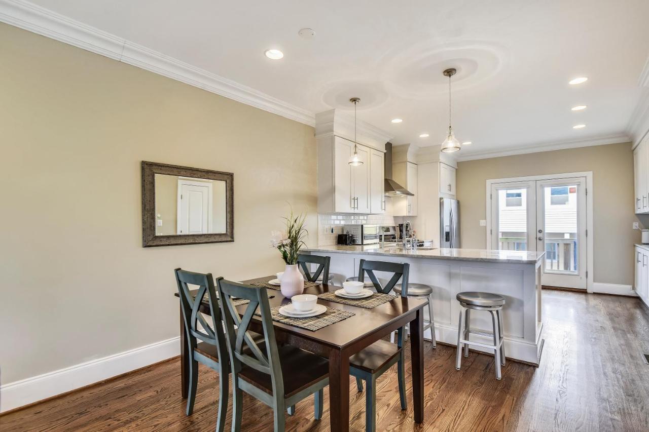 Edgewood Guesthouse Apartment Unit Washington Bagian luar foto